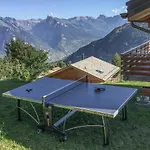 Le Fauconnier * La Tzoumaz